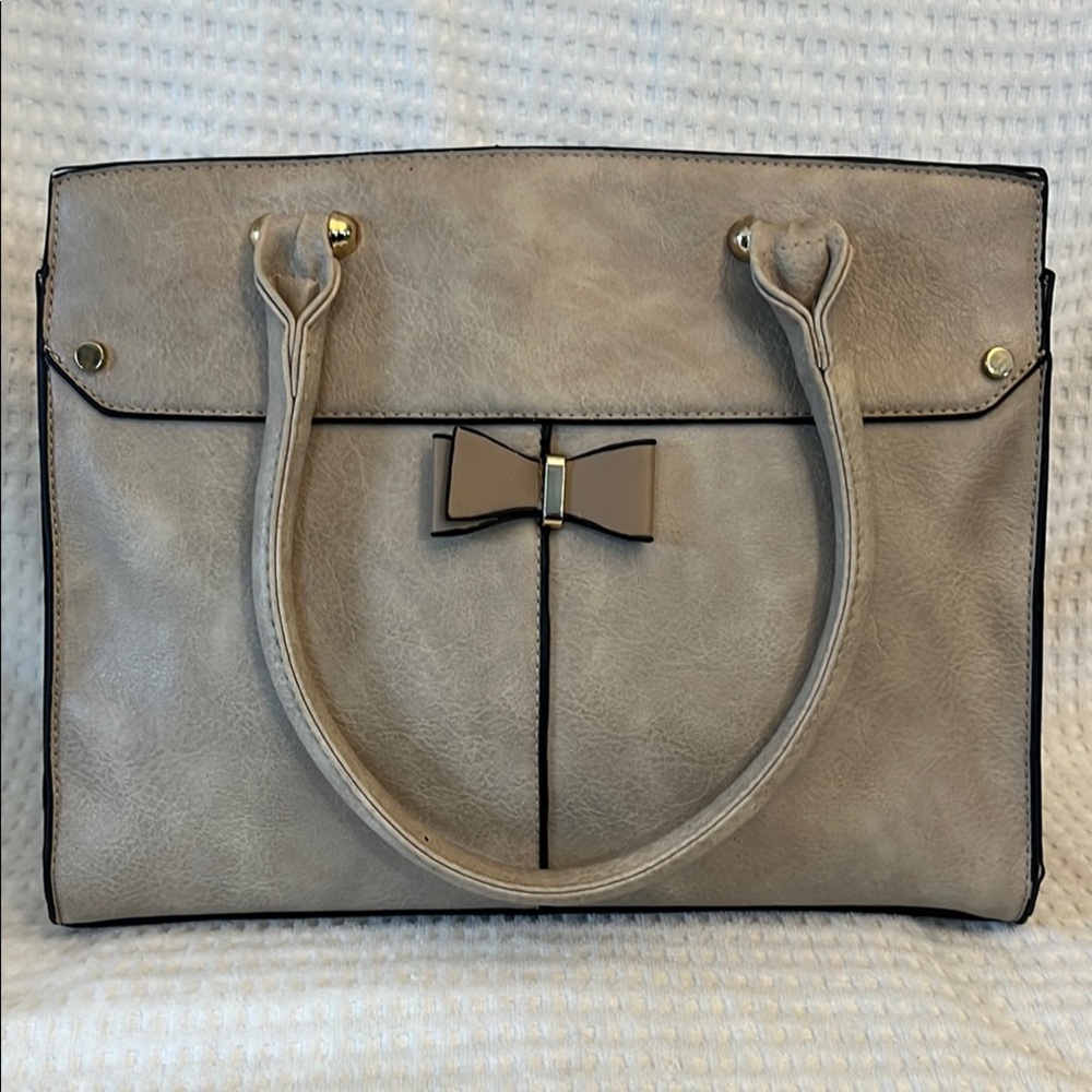 Elegant Tan Bow Accent Women's Bag - Picture 7 of 7